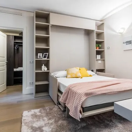 Apartment Joivy Elegant Studio For 2 Near Duomo Di