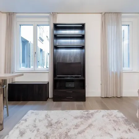 Apartment Joivy Elegant Studio For 2 Near Duomo Di Milan
