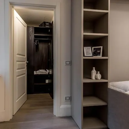 Apartment Joivy Elegant Studio For 2 Near Duomo Di Milan